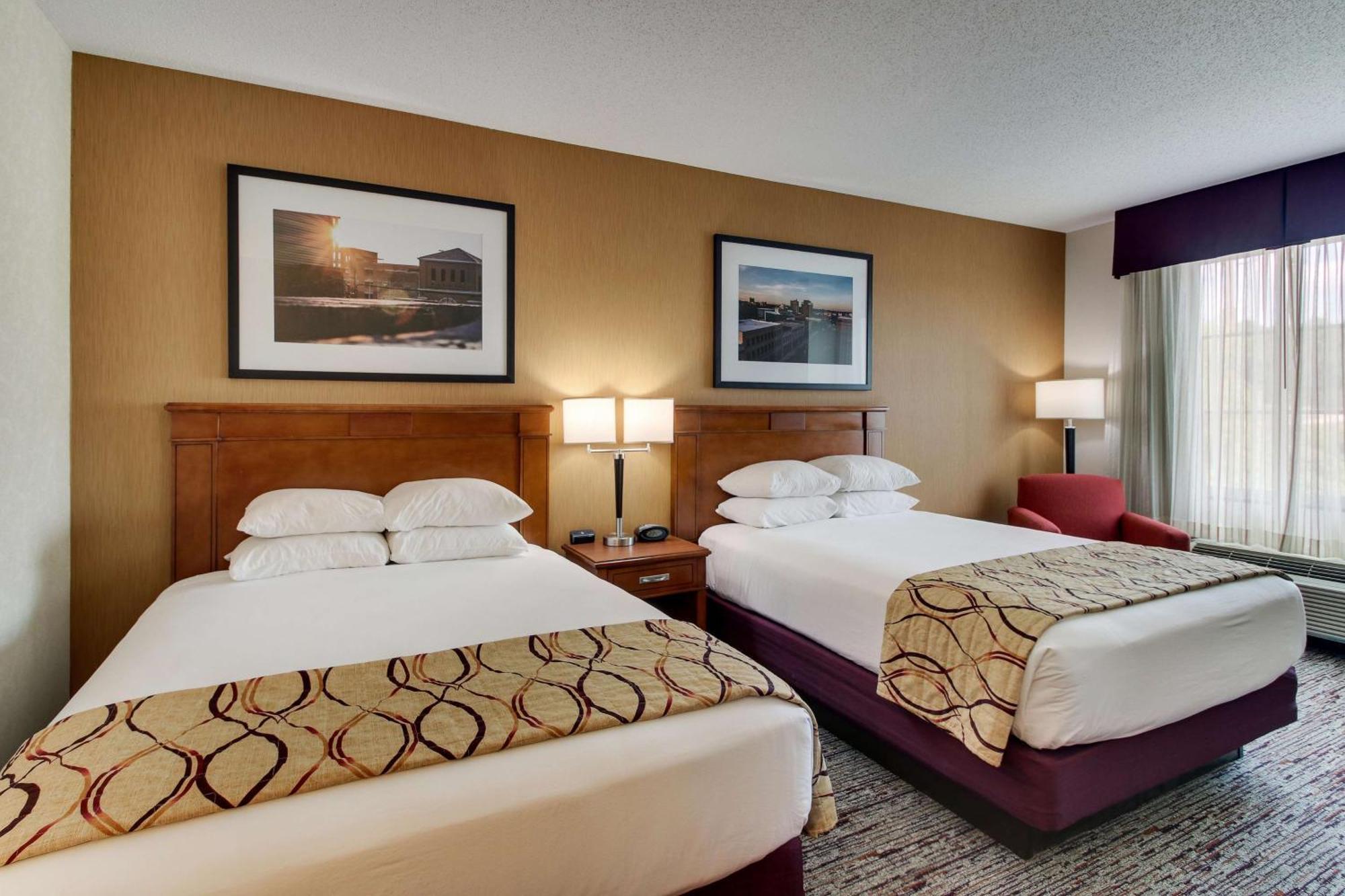 Drury Inn & Suites Meridian Bagian luar foto
