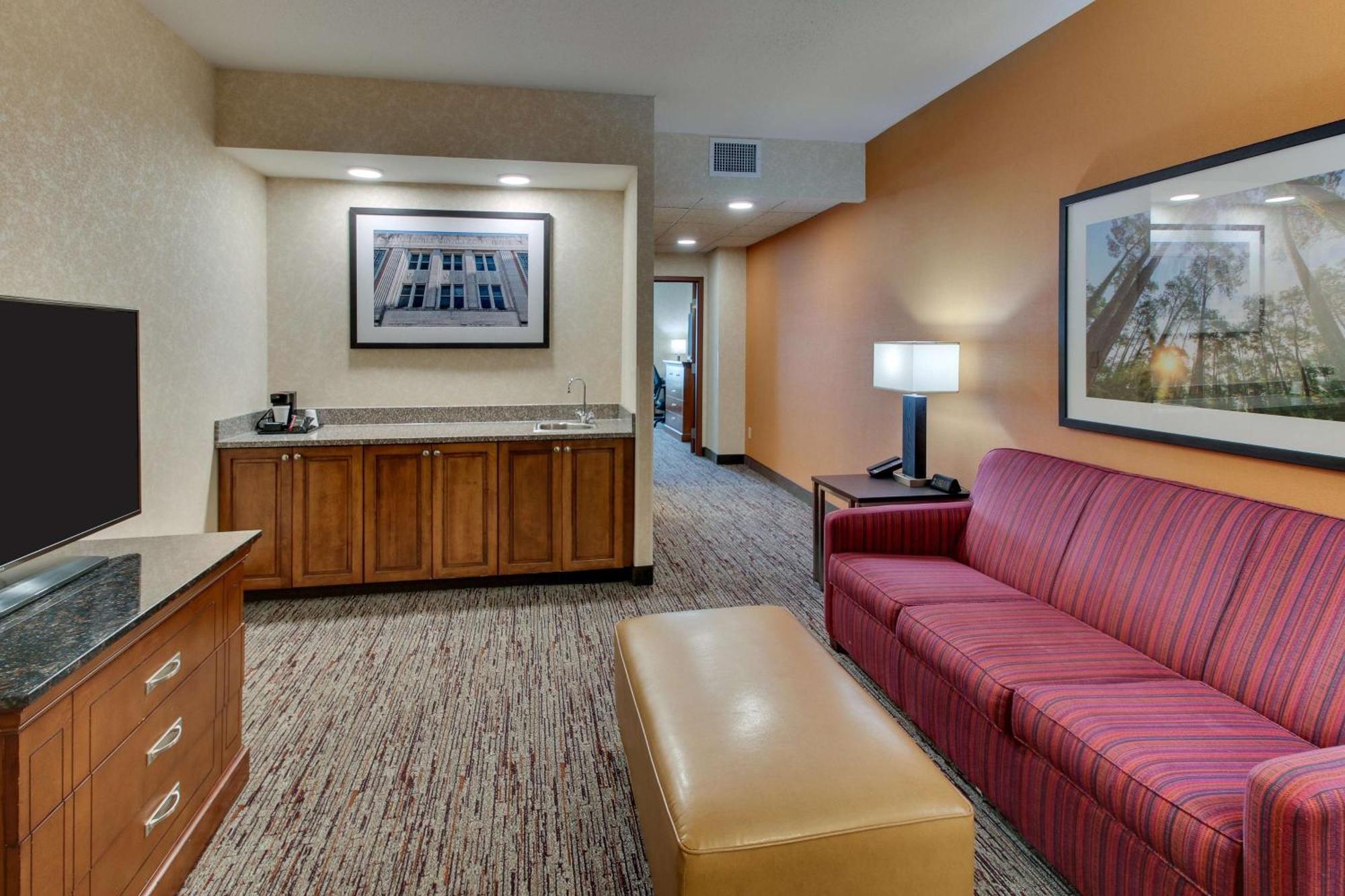 Drury Inn & Suites Meridian Bagian luar foto