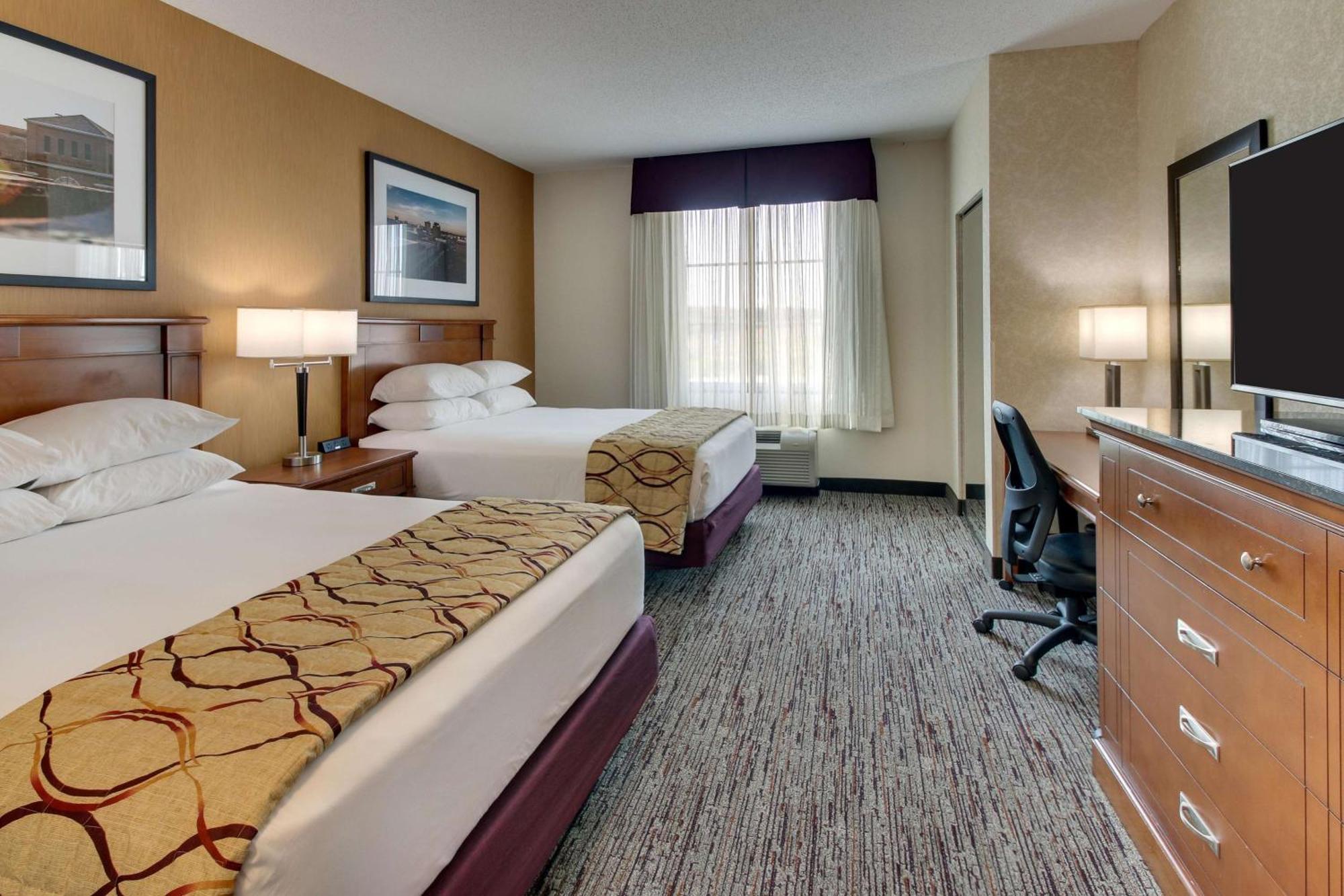 Drury Inn & Suites Meridian Bagian luar foto
