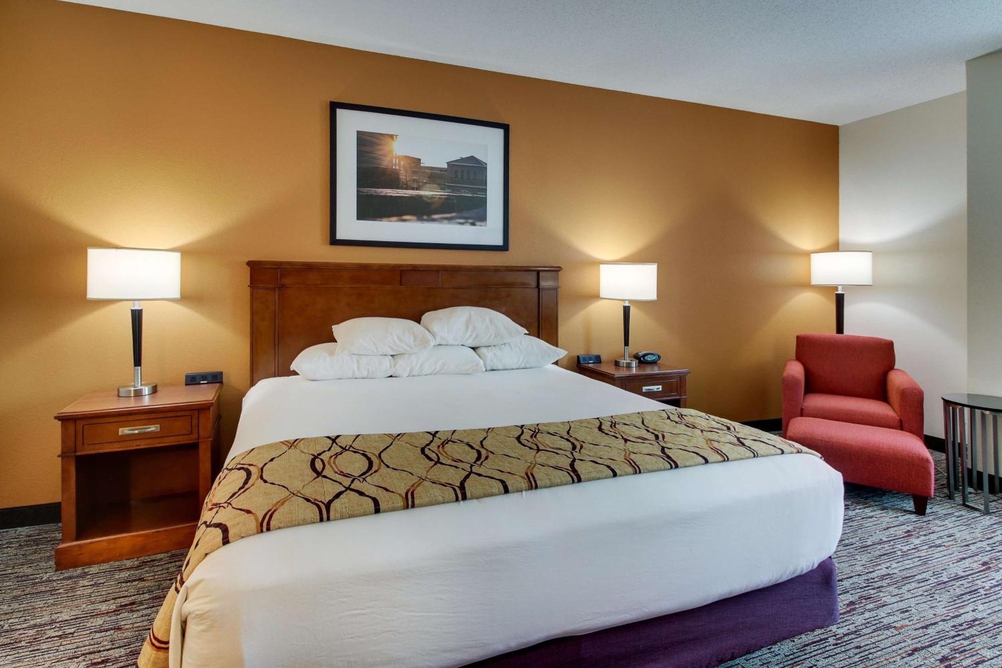 Drury Inn & Suites Meridian Bagian luar foto