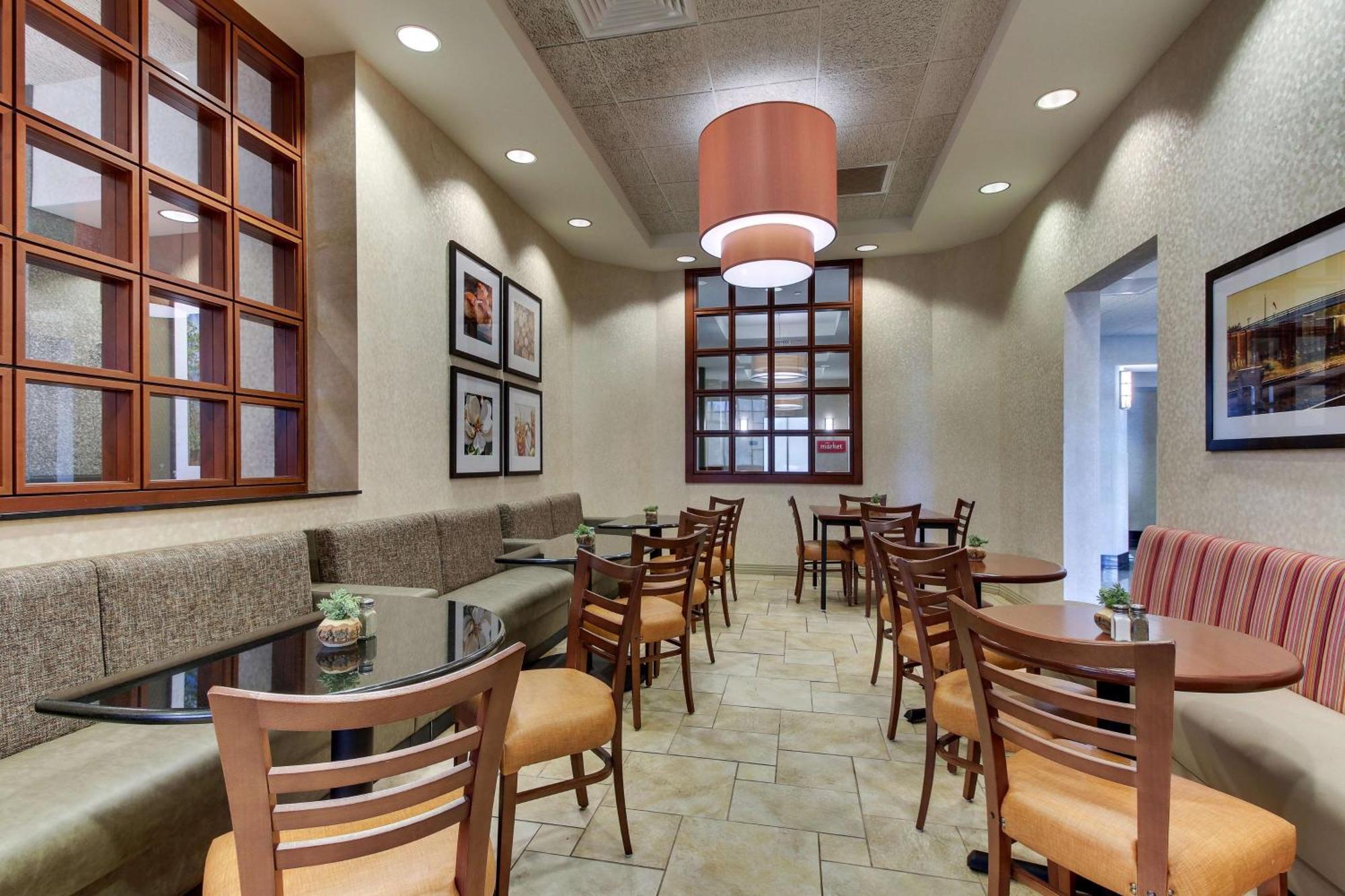 Drury Inn & Suites Meridian Bagian luar foto