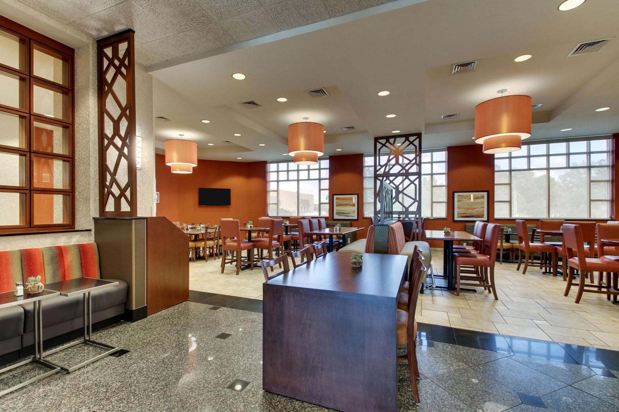 Drury Inn & Suites Meridian Bagian luar foto