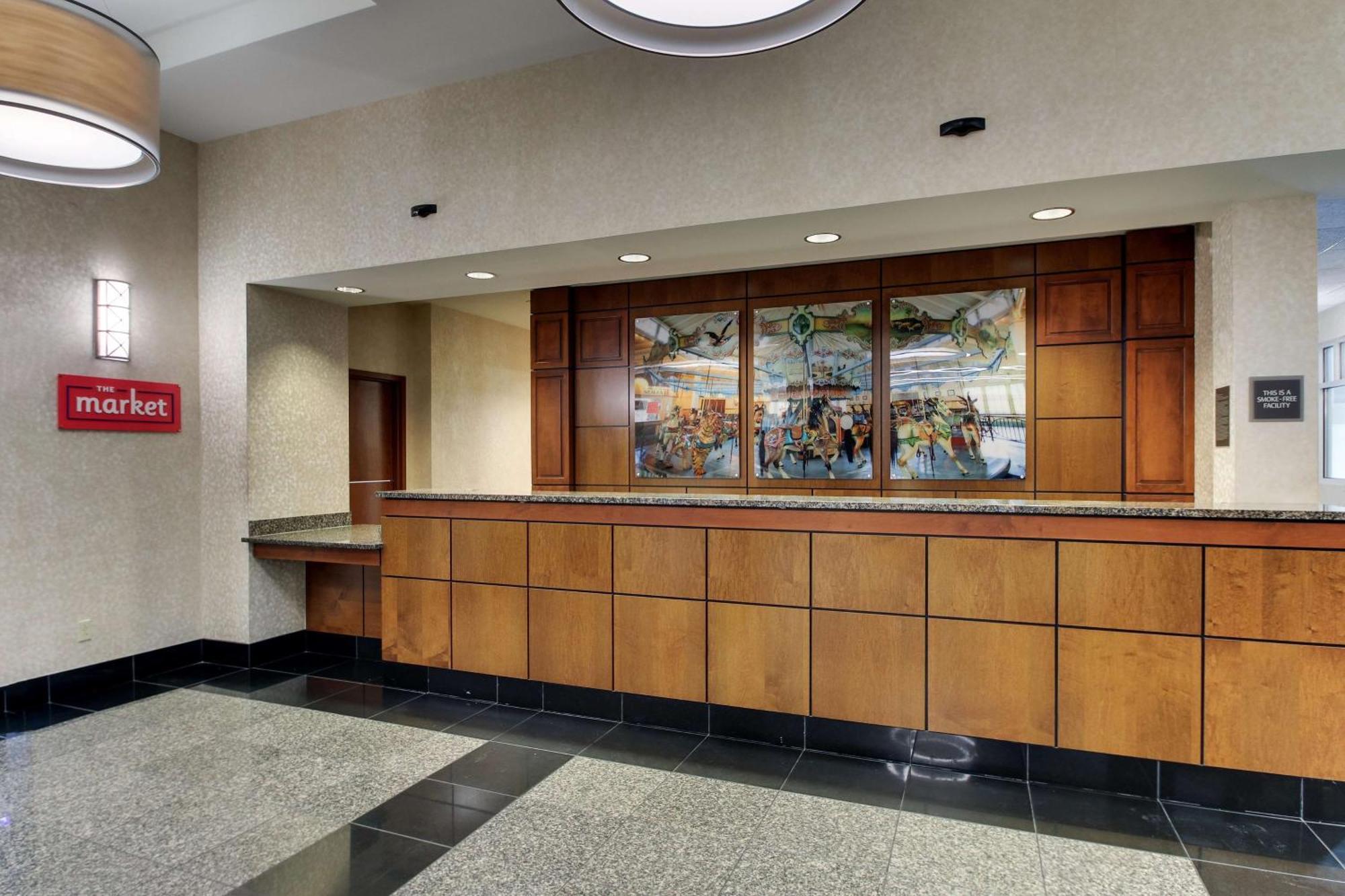 Drury Inn & Suites Meridian Bagian luar foto